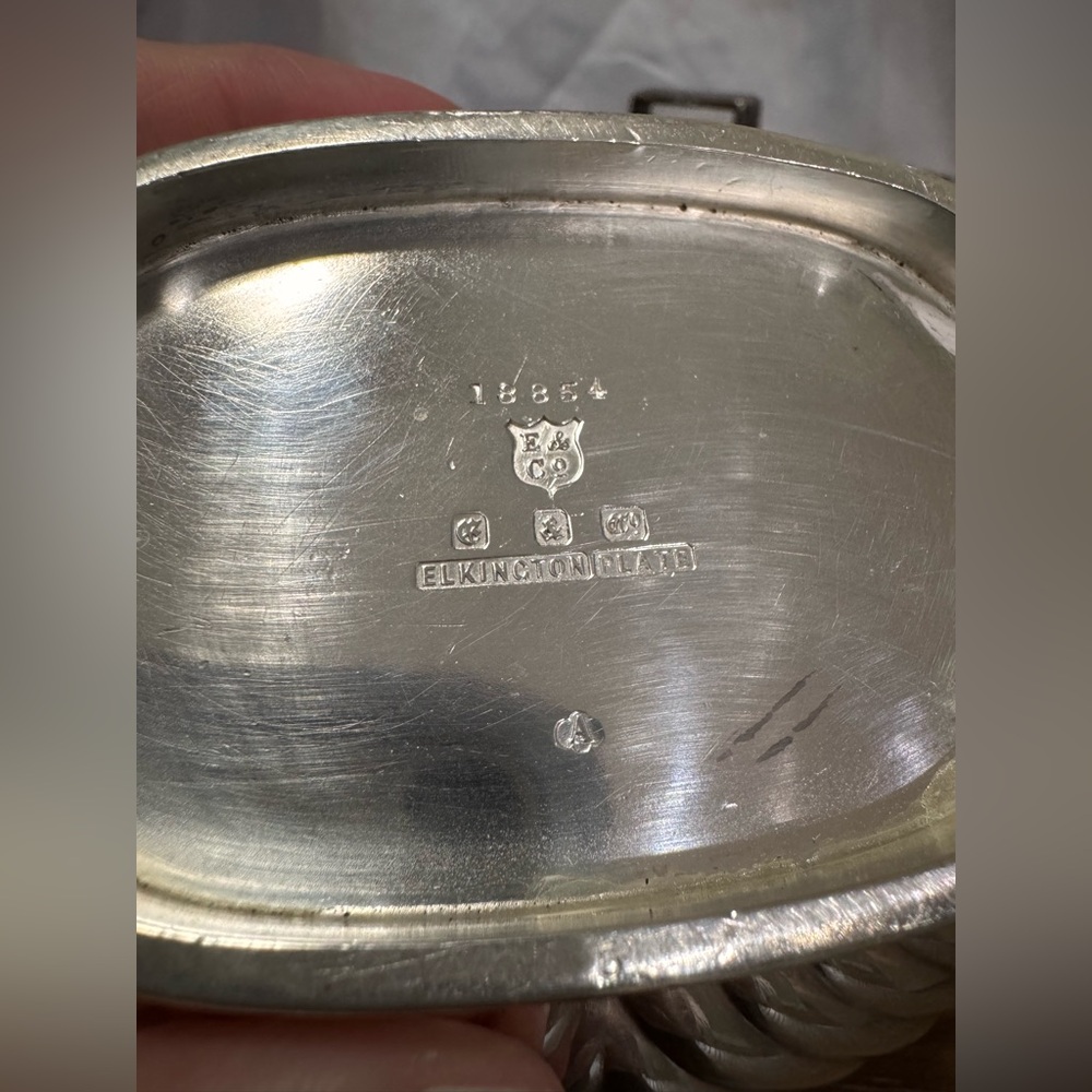 Elegant Elkington Plate 18854 Silver Creamer and Sugar Set - Picture 5 of 11